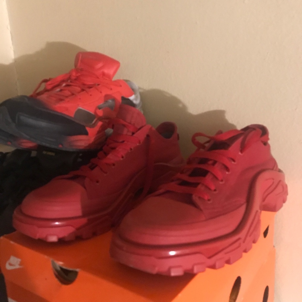 Raf Simons Detroit Runner Sneakers Power Red